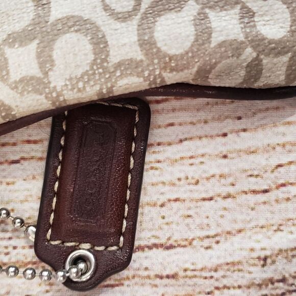 Coach Wristlet   - Picture 10 of 12